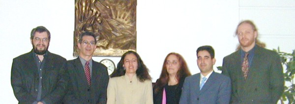 Foto: de izquierda a derecha, Claudio Segovia, coordinador del G1; Carlos Benavídez, coordinador del G3; Emmanuelle Gutiérrez, coordinadora general; Graciela Caplan, coordinadora del G2; Rafael Romero, coordinador de ACCESOWEB y Charles McCathieNevile, asesor técnico.